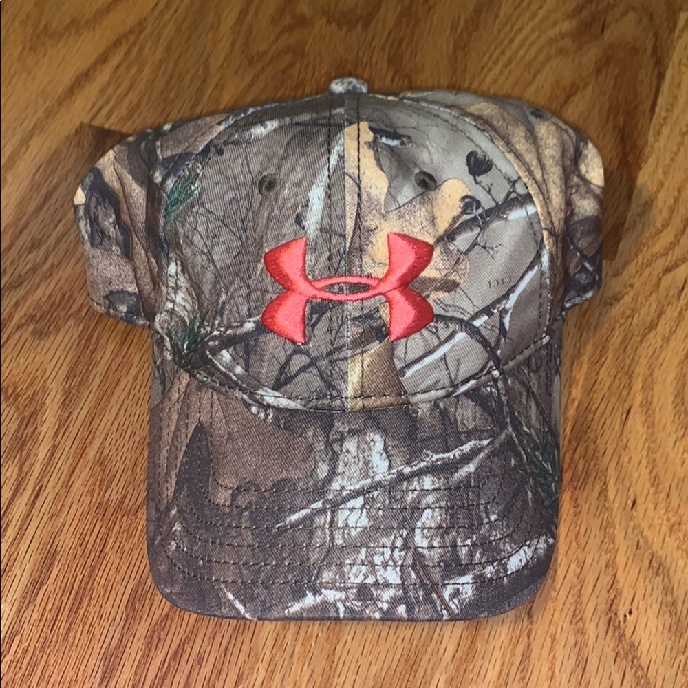 NWT under armor hat